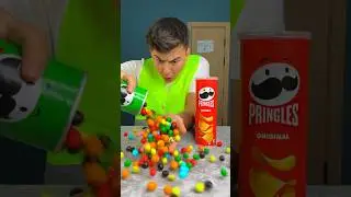 Pringles or M&M&rsquo;s? 😂😋