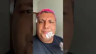 Она такая милая! 🥰🥹