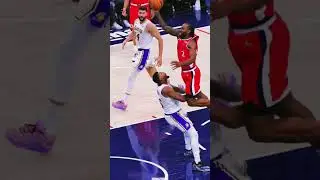 How Lebron James uses a jab step to get the defenders hands down 🔥
