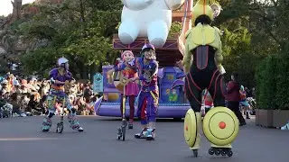 ディズニー・ハーモニー・イン・カラー　ダンサーさん多め