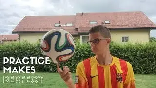 COMMENT FAIRE TOURNER UN BALLON SUR SON DOIGT