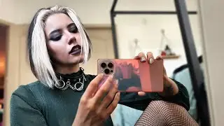 ASMR Screen Tapping in Rogue Cosplay 🖤
