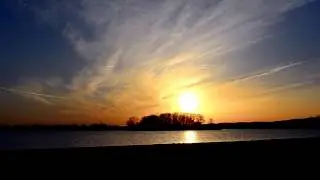 Meizong & Oskar Hill - Sunset [Creative Commons]