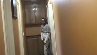 Showing how to wear dhatclip