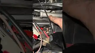 How to replace the clutch master cylinder on a Mercedes-Benz W124 #w124 #mercedes #top #repair #s...