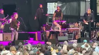 Looking East - Jackson Browne Live at The Chateau Ste. Michelle Winery in Woodinville 9/12/2025