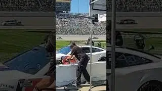 NASCAR Rick Ware Racing Pit Stop