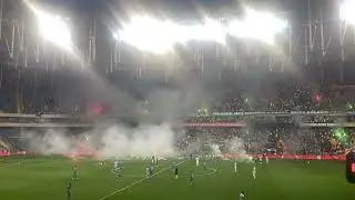 Sakaryaspor #tatangalar tribünü final maçına hızlı başlıyor.#Bodrumspor 3 - #Sakaryaspor 1 #playoffs