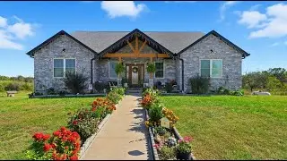 1826 Top Rd, Mountain Grove, MO 65711