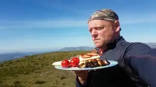 Red screes