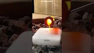 Причина такого поведения сухого льда в пустыне! (ОБЪЯСНЕНА)