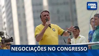 BOLSONARO NEGOCIA APOIO DO PL E DEFENDE ANISTIA