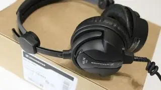First Look: Sennheiser HD-26 Pro headphones