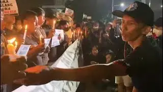 Candle Light Vigil Held In Indonesia For 172 Killed In Football Match Stampede | Indonesia Football
