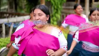 Diospaj Huahuacuna  Ministerio de Alabanza y Adoración coro Vida Nueva (2019)