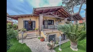 Villa stile casale in vendita Infernetto Roma rifinita rif. 64-24