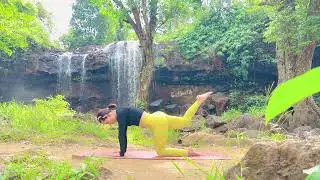 Hip Opening Stretches for Tight Hips | Improve Hip Flexibility#yogasuit 
