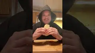 Watch me eat hearts of palm with a turkey bacon sandwich! #dinner #food #eating