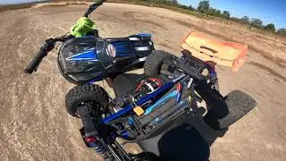 TRAXXAS SLEDGE M2C MOTOR SUPPORT TEST! MEGA POUNDING!