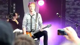 Xnoizz Flevo Festival 2010 - Kutless - Bass player solo (live @ XNFF 2010)