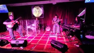 Live Concert At MaxJazz Club in Surabaya With Nita Aartsen & Her Sons