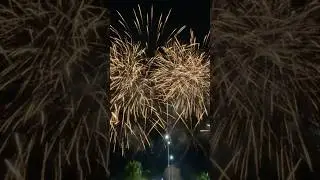 @decemberavenue - Saksi ang Langit Fireworks Display @ SM Mall of Asia #fireworks #pyromusical