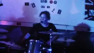 Facepalm Nation (Fastcore / Hardcore (with a girl on drums, who sings also) Berlin) live @ Hof 2022