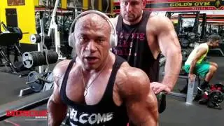 Pedro  Pit Bull  Baron trains chest 2 weeks out