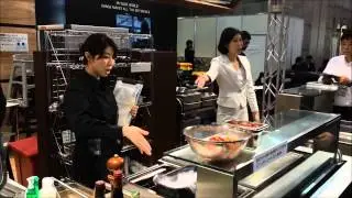 無煙調理ワゴン eisfink（アイスフィンク） HCJ2015 エレクターブース　デモンストレーション