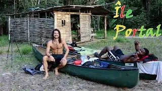 Portal island by canoe Saint Laurent du Maroni - &Icirc;le Portal / sleeping in hammock