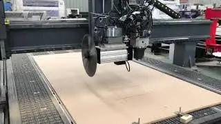 ATC cnc router machine  with saw cutting AKM2060D