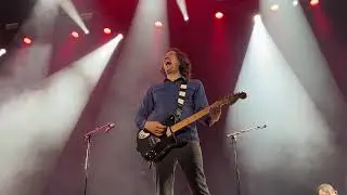 Snow Patrol Scarborough end of 'Run' followed by 'You Could be Happy'