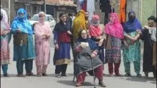 Protests in Srinagar Against Shortage Of Electricity #todaystrend
