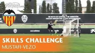 Shkodran Mustafi and Ruben Vezo challenge their skills at the end of the training session