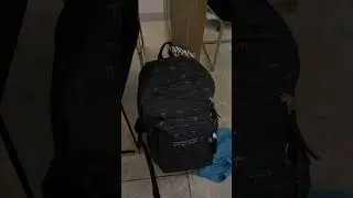 Jansport backpack lol