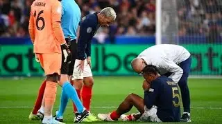 Jules Kounde INJURY vs Austria