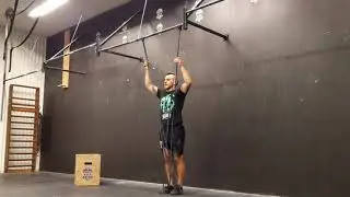 Banded kipping chest to bar