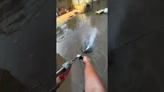 High pressure water gun cleaning process- Good tools and machinery make work easy