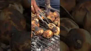 Aise Banta Hai Bihar Ka Most Famous Litti Chokha #indianstreetfood