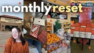 september monthly reset! 🍁🎃 fall book releases, trader joe's, book shopping, + MORE