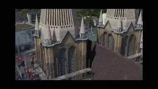 Rundflug &uuml;ber der Clemenskirche in Solingen