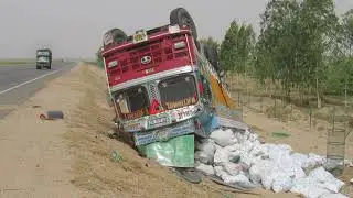 CAREC Road Safety Engineering Manual 3: Roadside Hazard Management