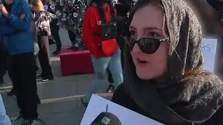 Hundreds protest ICE actions in downtown Las Vegas following Minnesota shooting deaths