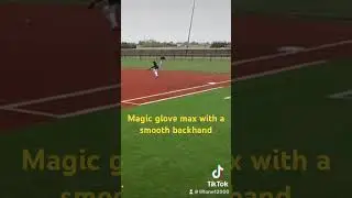 #magicglovemax with a smooth backhand. #1stbase #infield #9u #baseball #littleleague