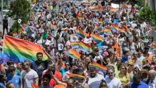 2015 NYC Gay Pride Parade in 90 seconds