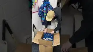 UNBOXING - Vintage NBA Jerseys. Look out for RARE Jordan 👀