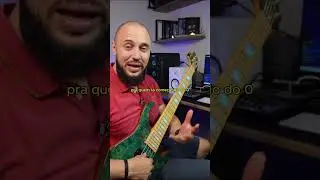 Voce n&atilde;o precisa saber violao pra depois aprender contrabaixo&hellip; Vai direto pro baixo meu filho!🎸