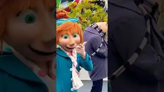 Gru & Lucy - Minion Land @ Universal Studios Singapore #D9INE