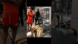iShowSpeed Bench Press CHALLENGE in China Gym! (vs Chinese Gym Bro! 💪)