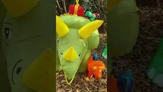 Обзор надувной фигуры трицератопса от Amazon Goosh на Рождество 2025 года!